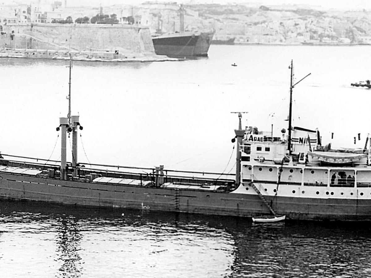 ARAD, cargou de 1.015 tdw, construit în 1961 la Turnu Severin